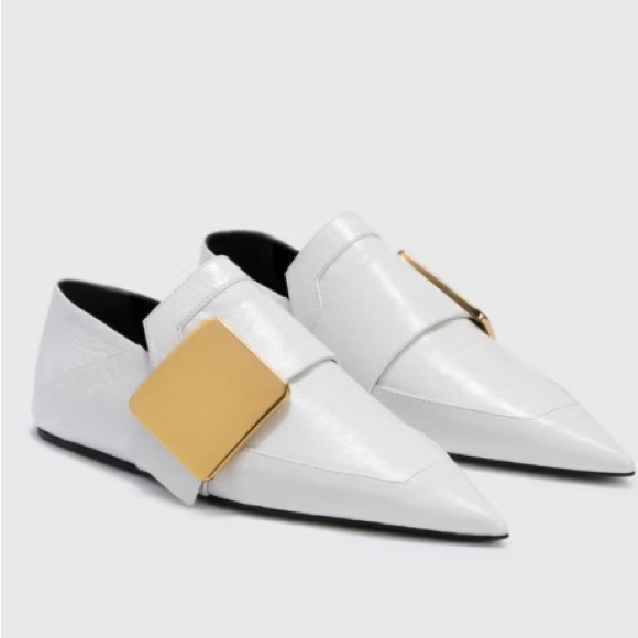 Jil Sander Pointed Toe Buckle Loafers - Picture 2 of 6